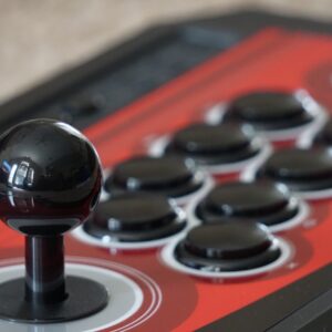 SNK tease un crossover avec Tekken 8, Reina pressentie pour décembre dans Fatal Fury